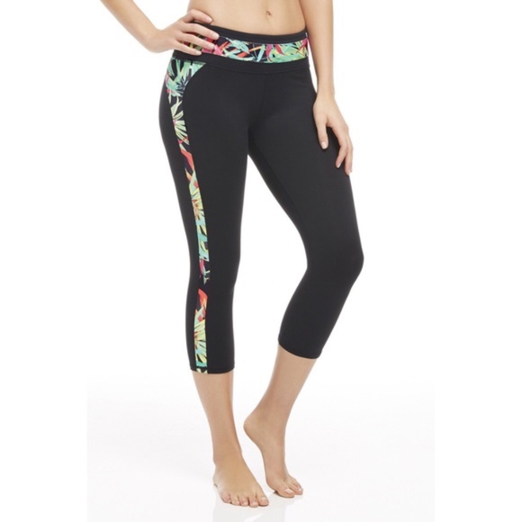 Fabletics Pants - Fabletics Black Camacan Tropical Capri Leggings